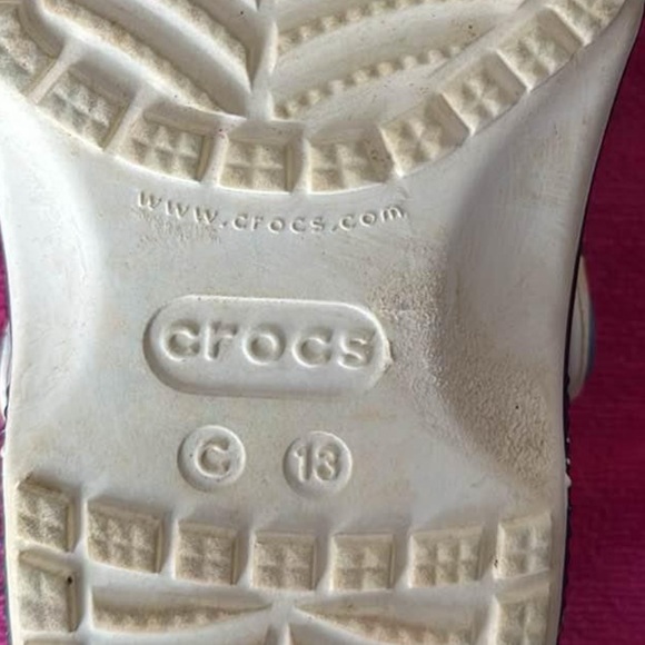 LILO Crocs - Picture 2 of 2